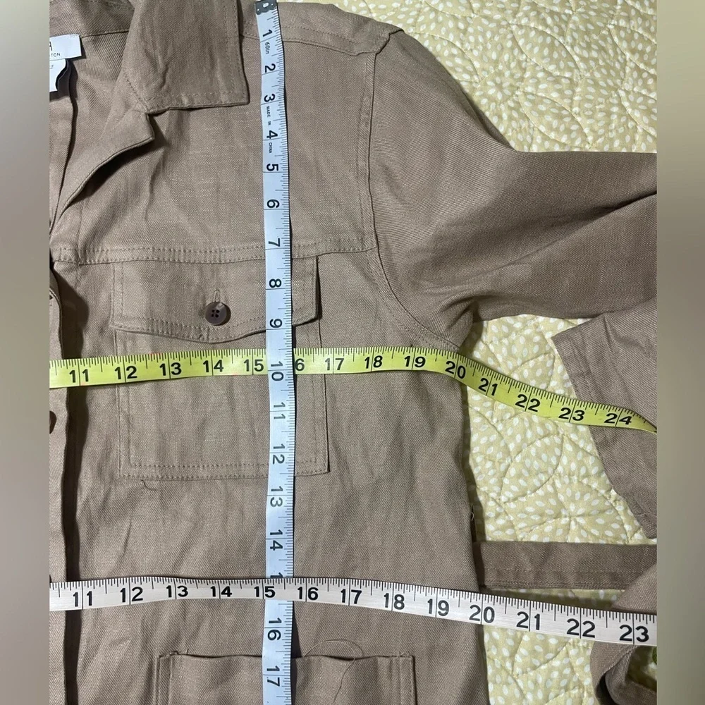 EUC H Halston safari cargo belted linen blend tan jacket size small
